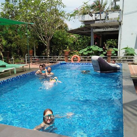 Quoc Phuong Riverside Homestay Ben Tre Luaran gambar