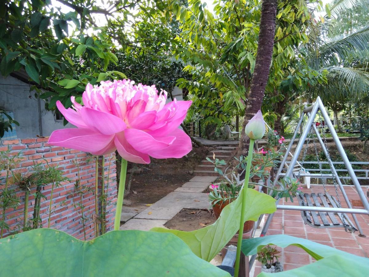 Quoc Phuong Riverside Homestay Ben Tre Luaran gambar