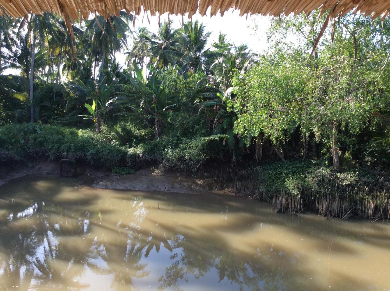 Quoc Phuong Riverside Homestay Ben Tre Luaran gambar